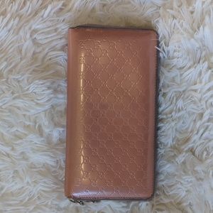 💯AUTHENTIC GUCCI ZIPPER LONG WALLET.